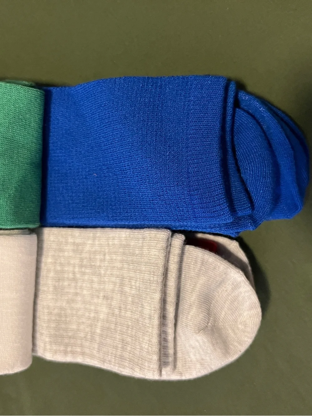 Women’s Mid-Crew Socks - 6 Pairs
